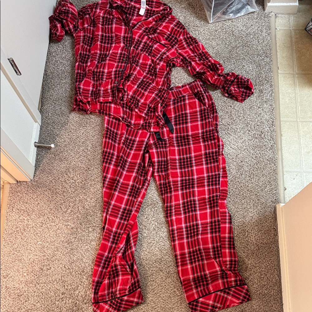 Victoria's Secret Red Plaid Pajama Set